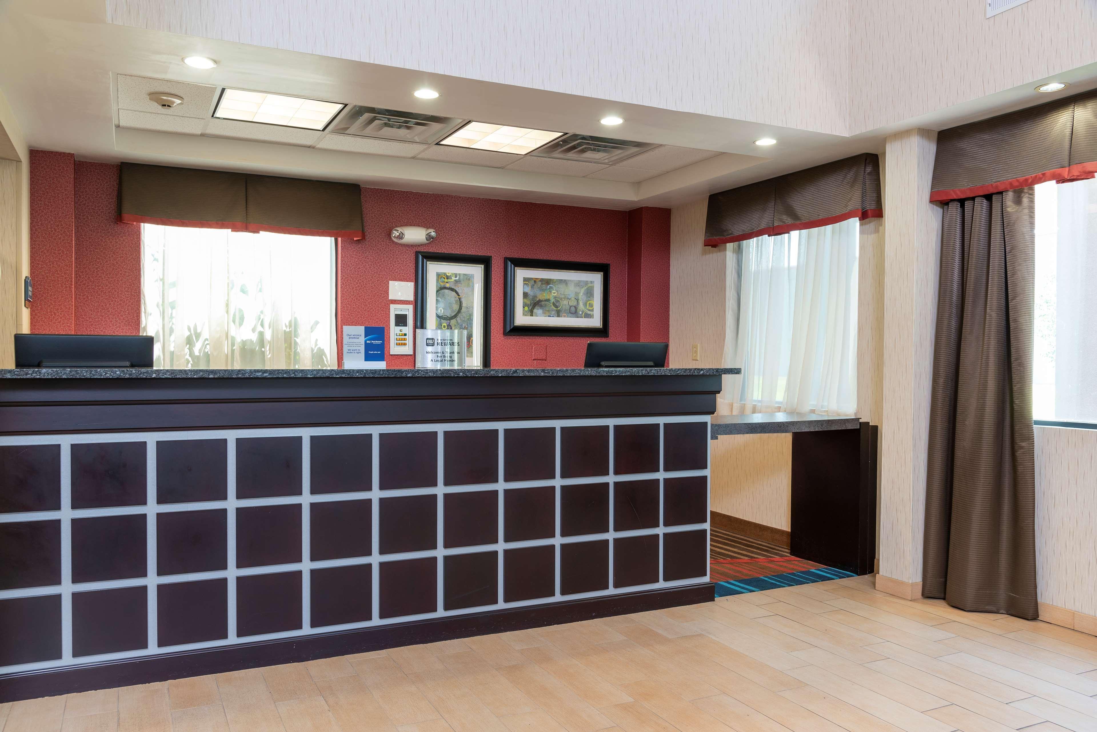 Best Western Dutch Valley Inn New Philadelphia Zewnętrze zdjęcie